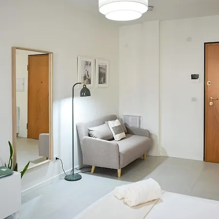 公寓 Poetto Studio, Private Parking, Smarttv, Park View *